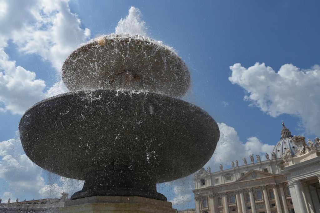 Air Vatican Roma Esterno foto