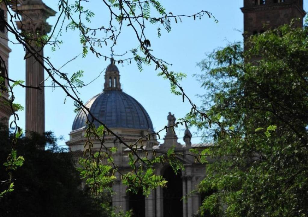 Air Vatican Roma Esterno foto